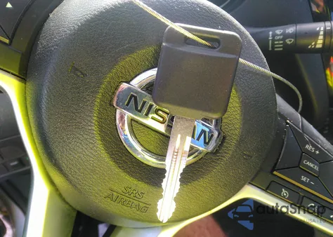 2017 Nissan Rogue S z USA, uszkodzony, nr VIN KNMAT2MT3HP594260